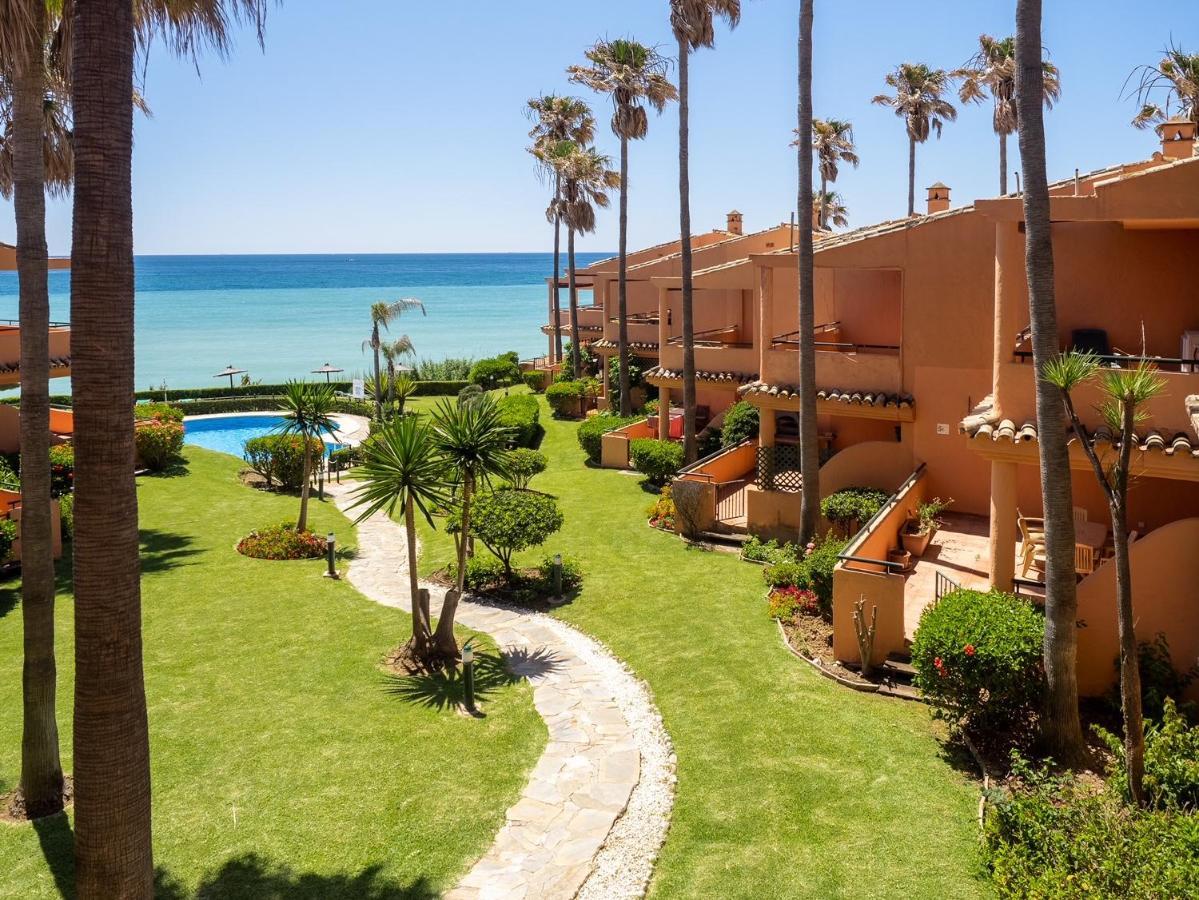 Fantastic Beachfront Apartment Estepona Exteriér fotografie