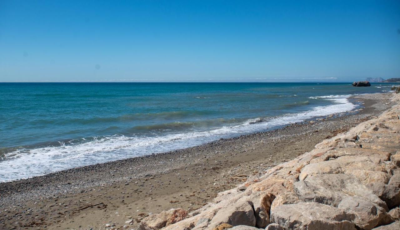 Fantastic Beachfront Apartment Estepona Exteriér fotografie